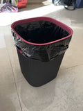 Corbeille à papier 30 x 22 x 40 cm en plastique noir/bordeaux nervurée pour bureau